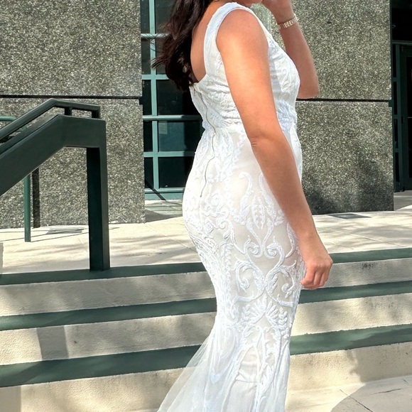 LOVE&LEMONADE Mermaid Hem Mesh Sequin Formal Gown Wedding Dress Size S - Picture 5 of 5